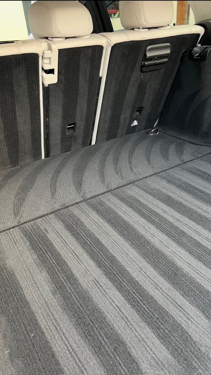 Nettoyage intérieur voiture par HSB Nettoyage